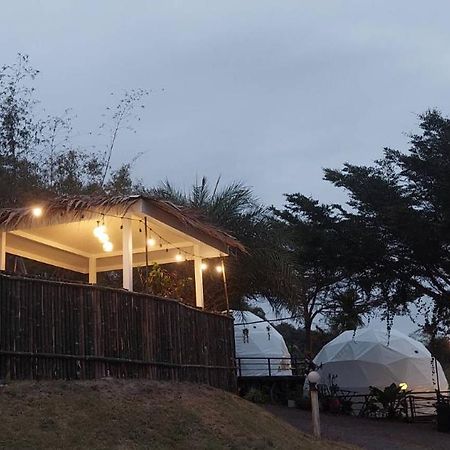 Hotel นรดีฮิวล์ รีสอร์ต เขาแผงม้า วังน้ำเขียว Ban Sap Bon  Exterior foto